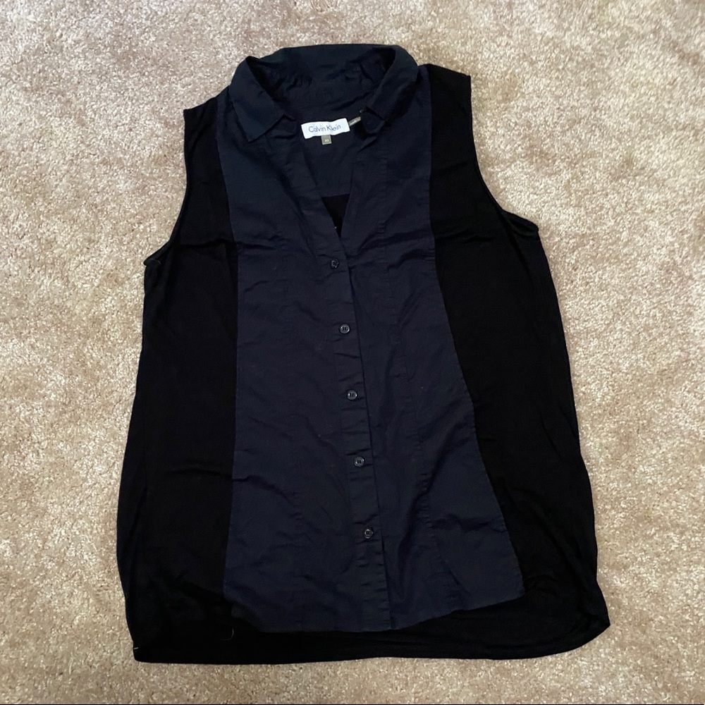 Calvin Klein sleeveless button down - Picture 4 of 5